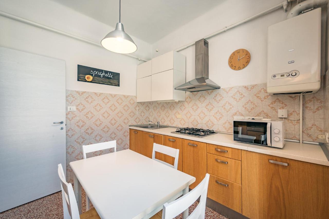 ジェノヴァJoivy Penthouse Flat With Terraceアパートメント エクステリア 写真